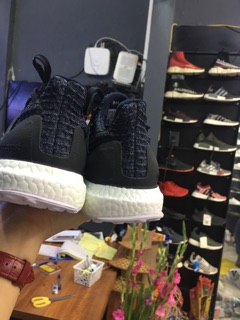 [ Full box + tặng móc khoá ] Giày ultra boost xanh đen mới nhất