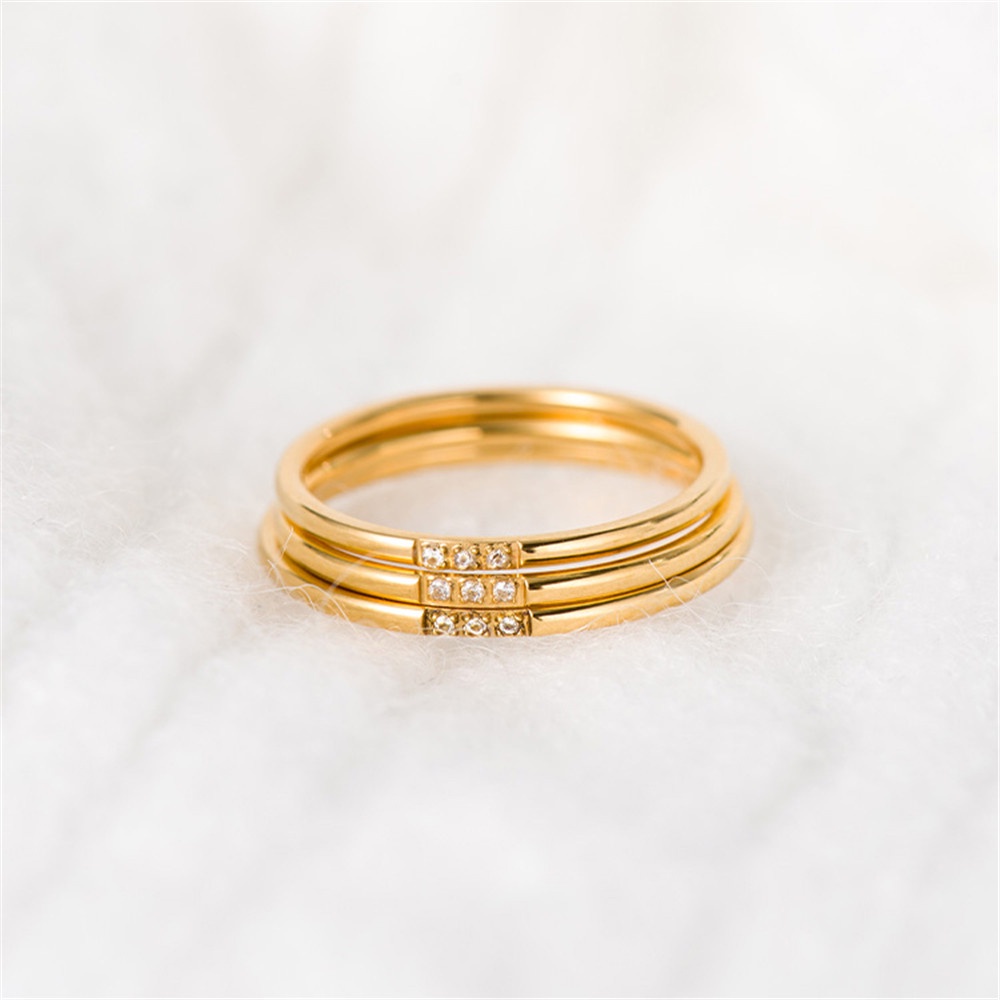 Nhẫn Thép Titan Siêu Mỏng Đính Kim Cương Giả Đơn Giản Thời Trang Hàn Quốc Cho Nữ