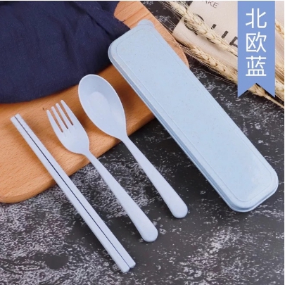 Bộ dụng cụ ăn uống muỗng nĩa tiện dụng