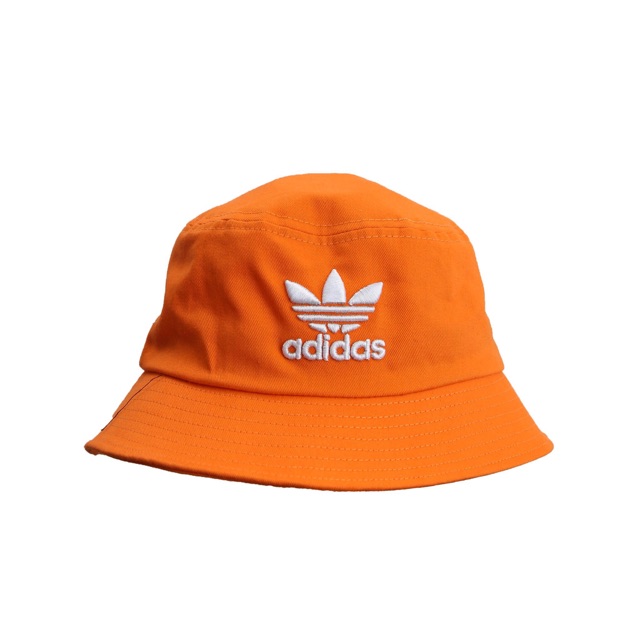 NÓN ADIDAS BUCKET