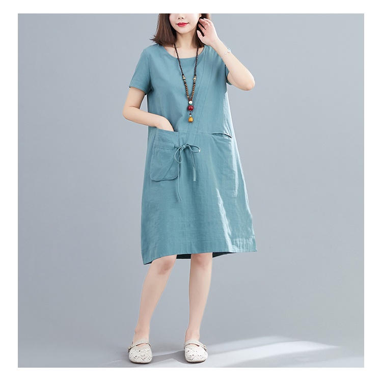 Đầm suông đũi cổ tròn phối túi hộp dễ thương, chất đũi mềm mát, thời trang phong cách trẻ