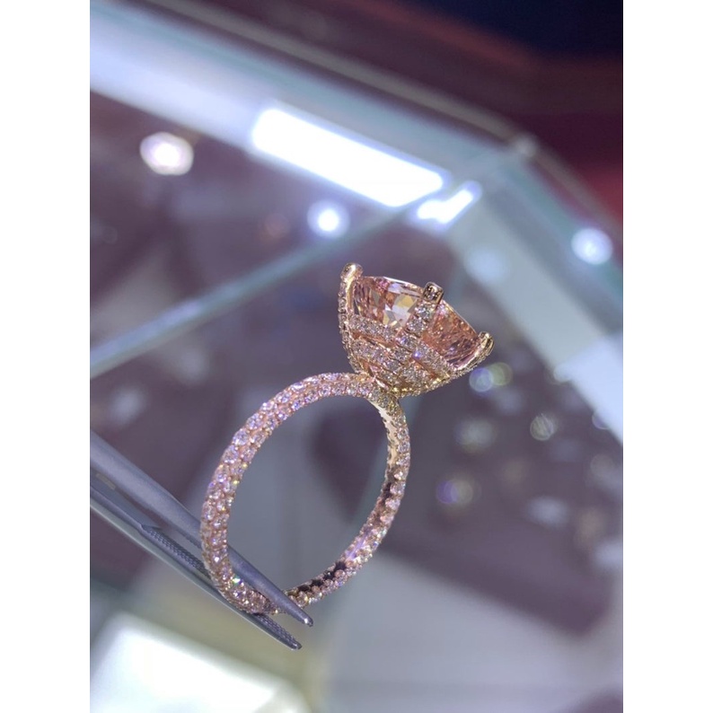 Nhẫn Đính Hôn Có Đệm Cắt Kim Cương Màu Vàng Hồng Sang Trọng 14 Karat