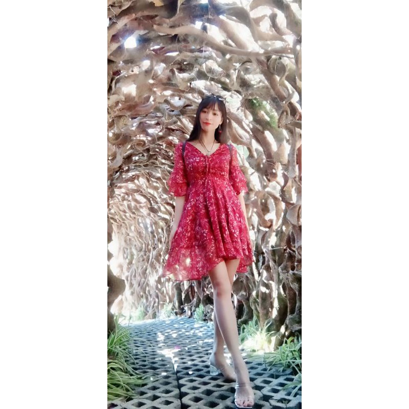 Đầm vôn hoa.
