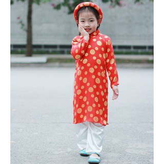 Áo dài truyền thống kèm mấn cho bé gái
