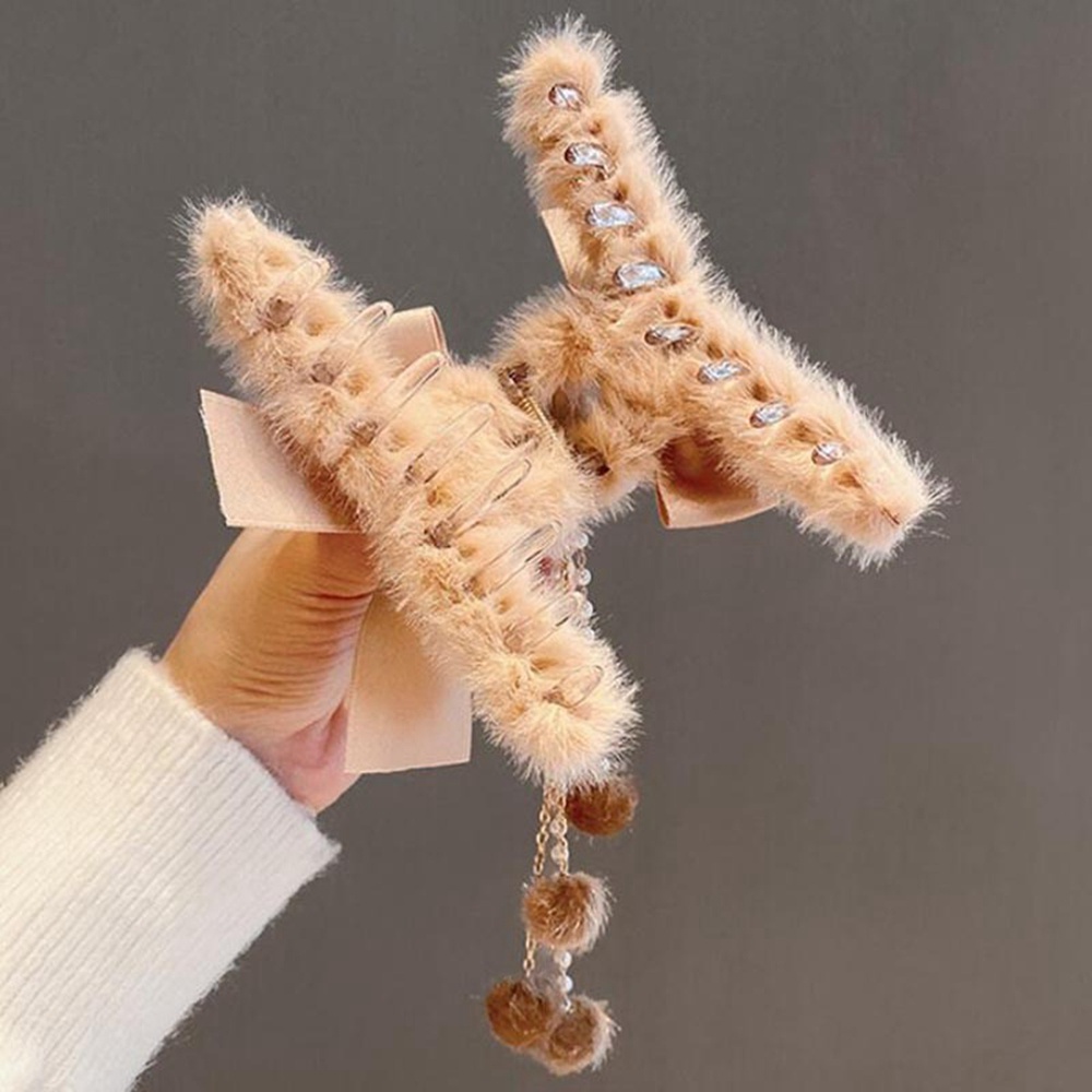 Kẹp Tóc Hình Nơ Đính Ngọc Trai Phối Lông Nhung Thời Trang Xinh Xắn Cho Nữ