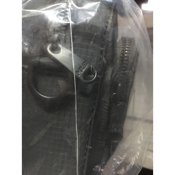 [ẢNH THẬT] 🔥 Túi MLB Đeo Chéo 2 Ngăn Bản To Logo Nổi 3 Màu Cá Tính Siêu Hot Unisex (FULL TAG + TẶNG KÈM BOX) 🔥 | BigBuy360 - bigbuy360.vn