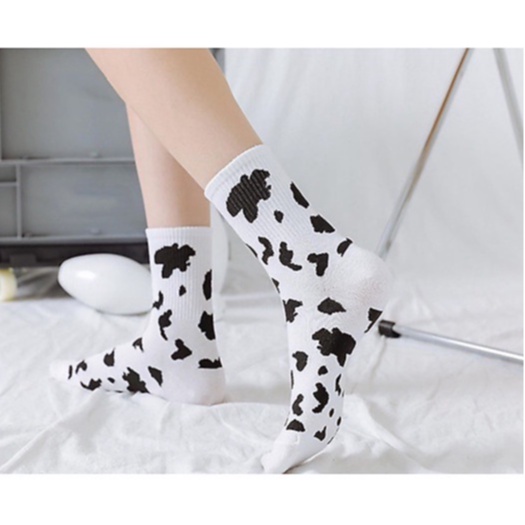 Sét 10 Đôi Tất Nam Nữ Cổ Cao Hoạ Tiết Bò Sữa Phong Cách Vintage Hàn Quốc