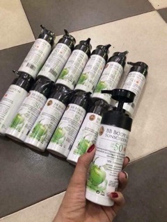 KEM DƯỠNG TRẮNG MAKE UP BODY