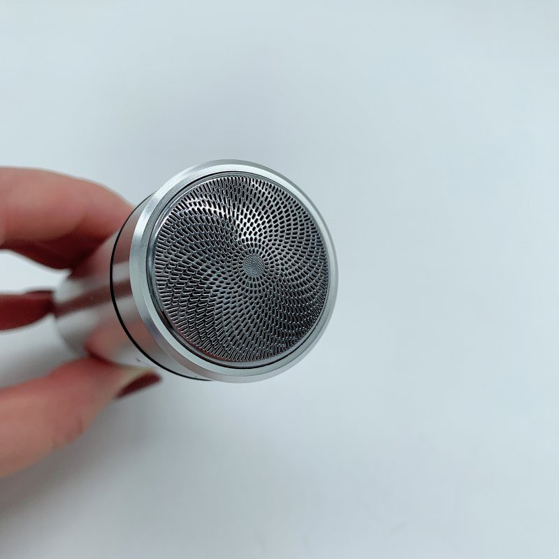 Máy cạo râu Yandou SC601 lưỡi xoay dùng pin thiết kế siêu đẹp