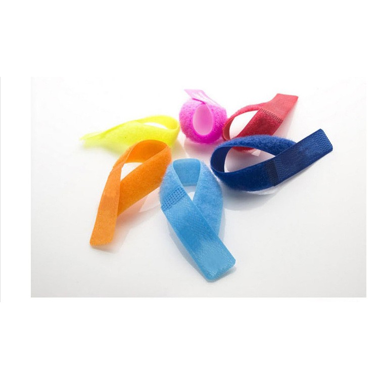 Miếng Dán Thu Gọn Dây Điện ( Combo 10 miếng )