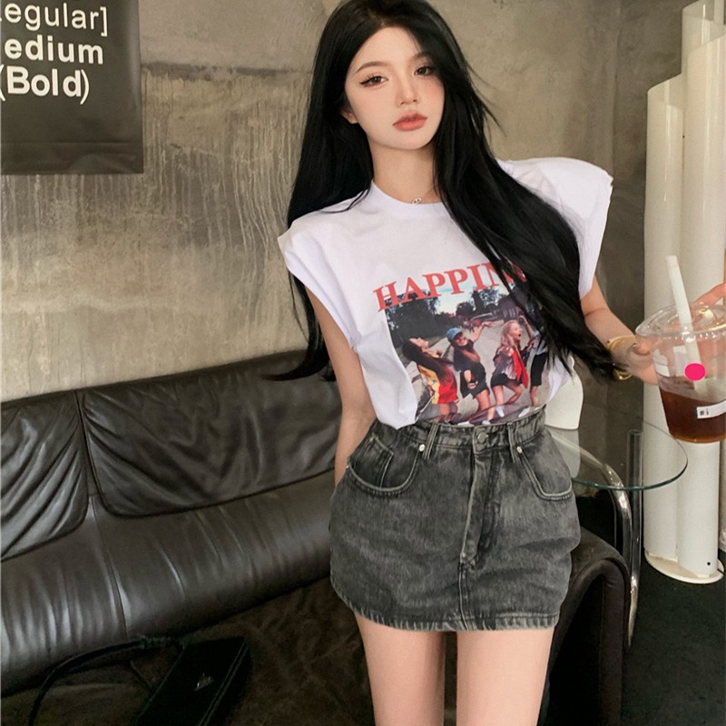 Áo Thun Sát Nách Cổ Tròn Hoạ Tiết Chân Dung Cho Phái Nữ