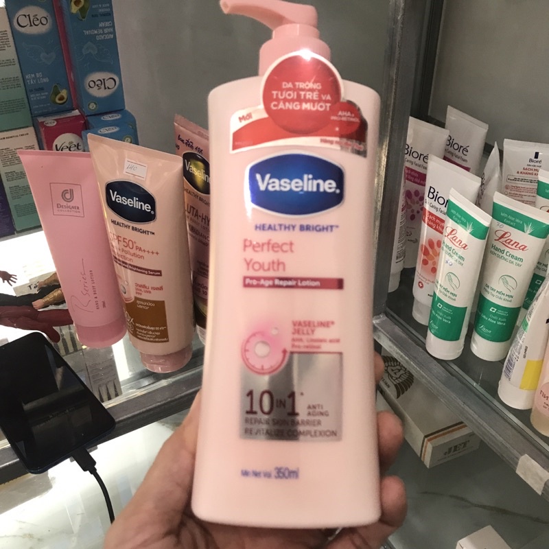 Sữa Dưỡng Thể Vaseline Trắng Da Điểm 10 -350ml