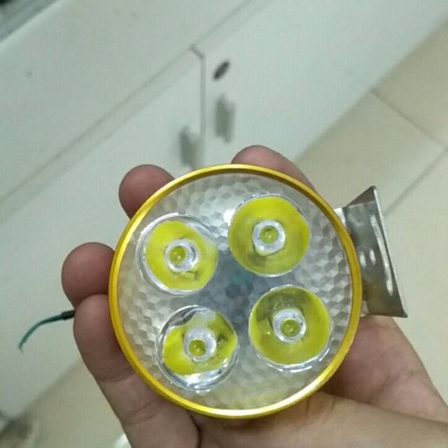 Đèn trợ sáng L4 mini mẫu mới Lượm 79