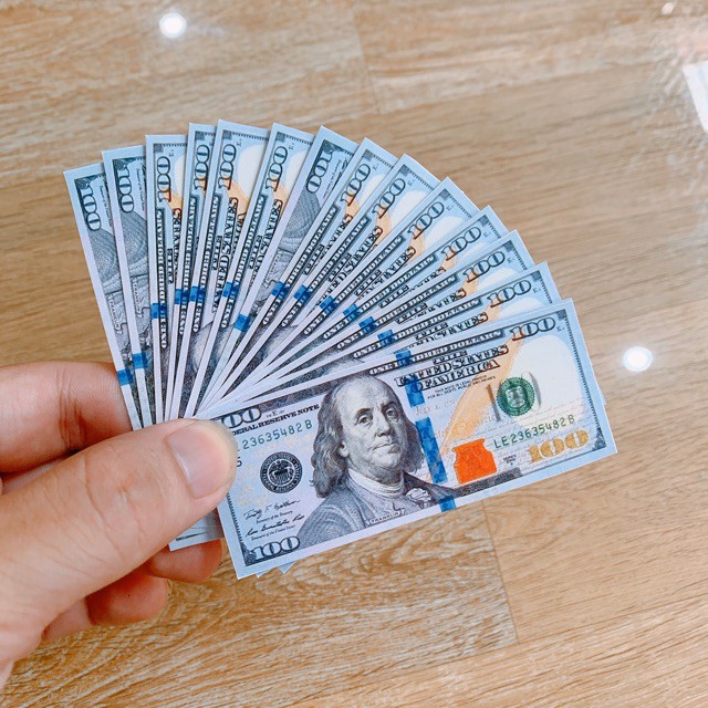 Phụ kiện trang trí bánh sinh nhật  set cắm tiền đôla