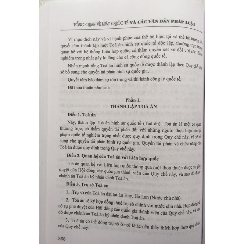 Sách - Tổng Quan Về Luật Quốc Tế và các Văn Bản Pháp Luật | WebRaoVat - webraovat.net.vn