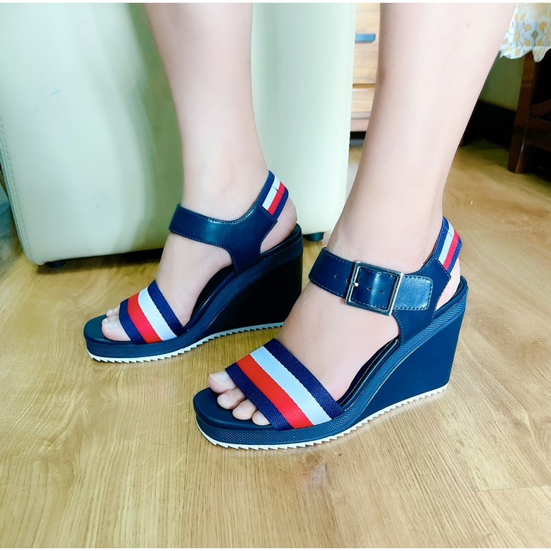 Guốc sandal đế suồng cao 10f