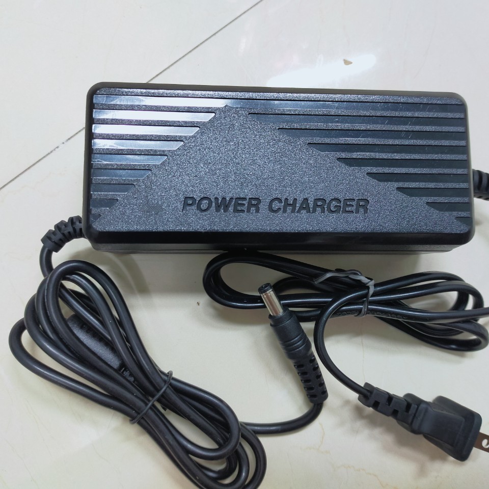 Sạc pin lithium 12,6V 5A