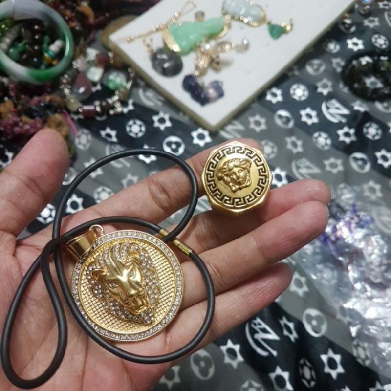 trang sức mĩ kí(van