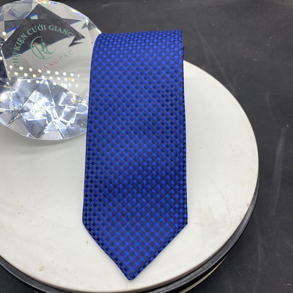 Phụ kiện nam cà vạt nam bản 8cm Giangpkc tháng 5-2021-Cà vạt xanh đậm chấm đen