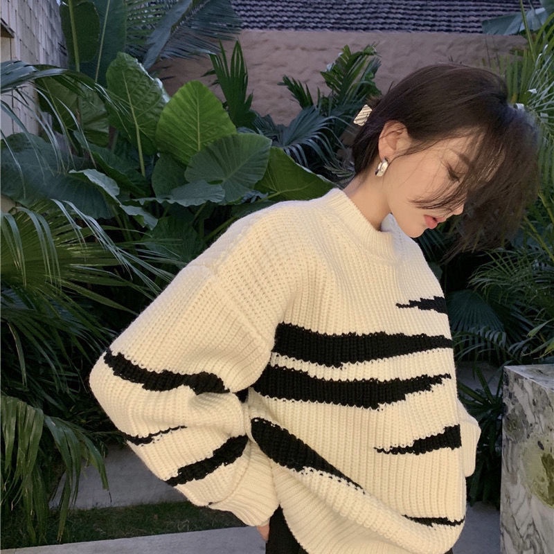 Áo vải len tay dài cổ tròn màu sắc tương phản phong cách Hàn Quốc