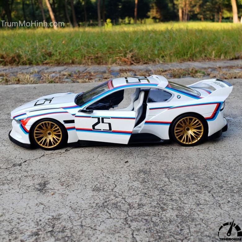 Mô hình xe BMW 3.0 CSL Hommage R 1:24 Caipo
