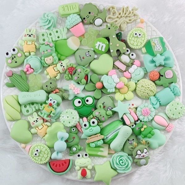 Set 10 charms màu xanh lá trang trí DIY ốp điện thoại, gương, cặp tóc...