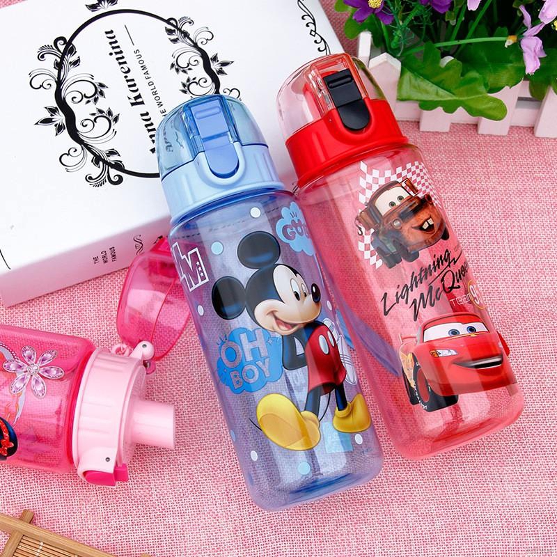 Bình nước nhựa xinh xắn có ống hút cho trẻ em