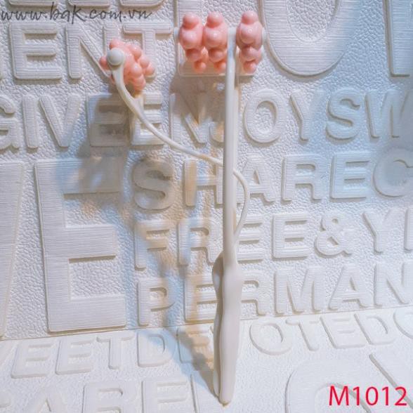 Cây massage mặt và cằm cho khuôn mặt thon gọn v-live