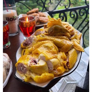 Gà ủ muối nguyên con