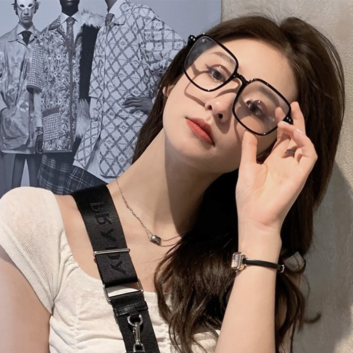 Mắt kính thời trang giả cận đẹp trong suốt gọng kính vuông cao cấp LATIO K5 | BigBuy360 - bigbuy360.vn