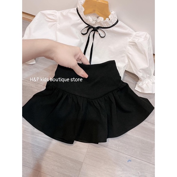 Xả Set áo sơ mi buộc dây kèm cv đen bé gái