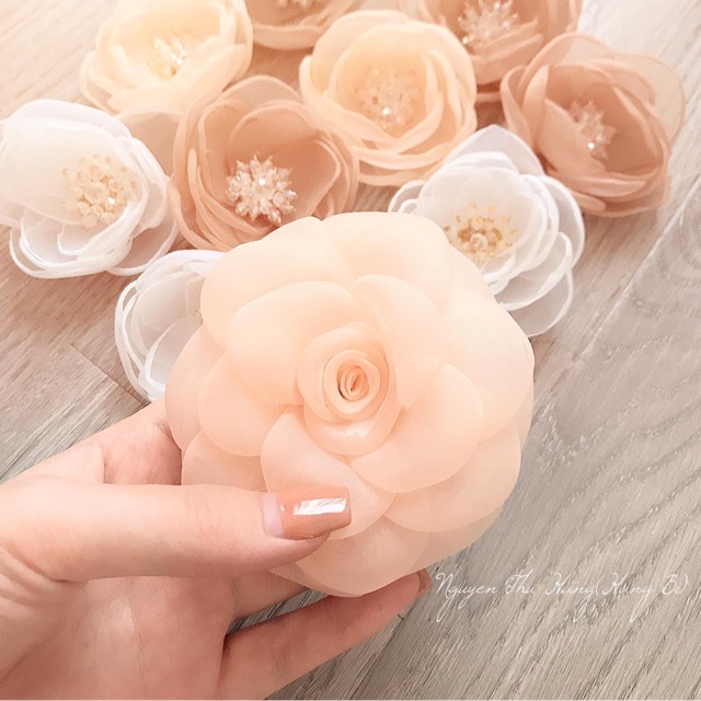 TAG HOA PHỤ KIỆN VÁY ÁO