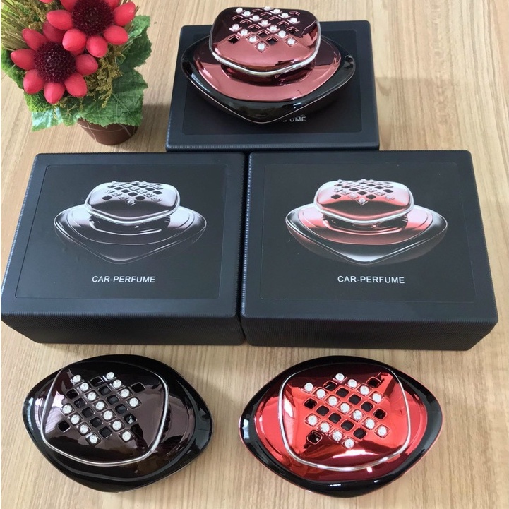 Nước Hoa Ô Tô Đính Đá Car Perfume - Trang Trí Taplo Xe Hơi-  Mùi Thơm Nhẹ Nhàng- Mẫu nắp lồi - Auto Bảo Lộc