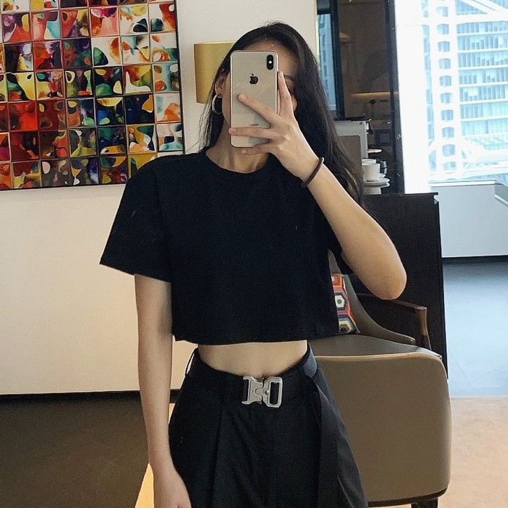 Áo Croptop Nữ Trơn Form Rộng - Áo Thun Nữ 2 Màu Đen Trắng Ulzzang