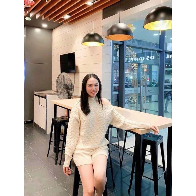Áo len Zara hở vai | BigBuy360 - bigbuy360.vn