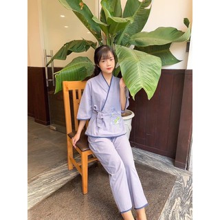 Đồ lam đi chùa(Nơ nhật thêu hoa)
