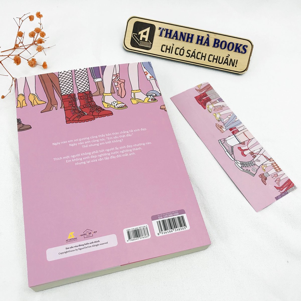 Sách - Em Xấu Vừa Đúng Kiểu Anh Thích (Tặng kèm Bookmark)