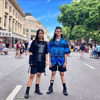 Áo sơ mi tay lỡ unisex LỬA XANH màu đen