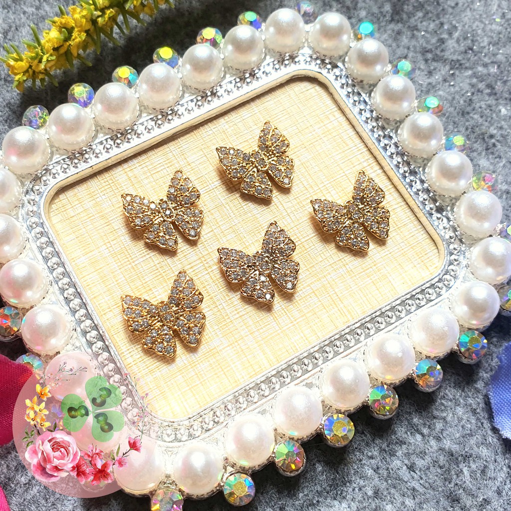 Mã SR015 . Charm kim loại dòng cao cấp đính đá trang trí móng siêu xinh.