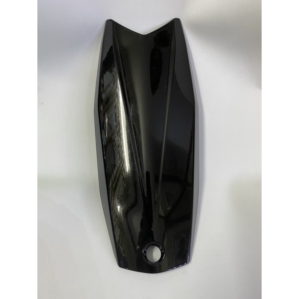 Nắp cốp trên satria fi raider fi suzuki chính hãng