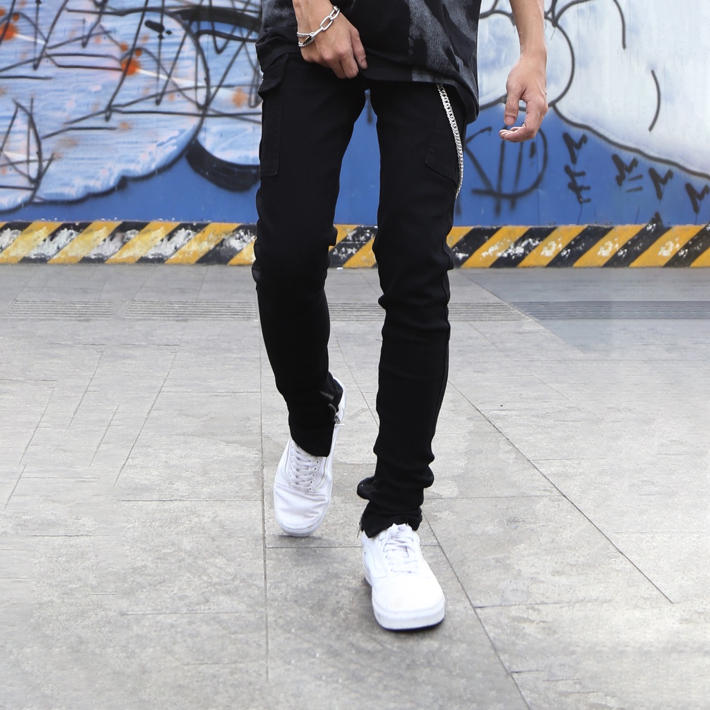 Quần Jeans Nam Có 2 Túi Hộp Và Có Zipper Màu Đen, Form Skinny Đứng Dáng Ôm Chân Đẹp