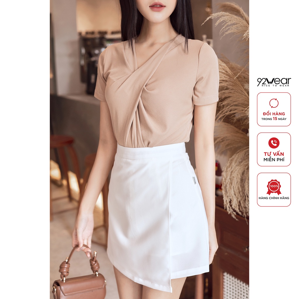 Áo thun ngắn tay 92WEAR , thiết kế vổ V xoắn ngực ATA2248