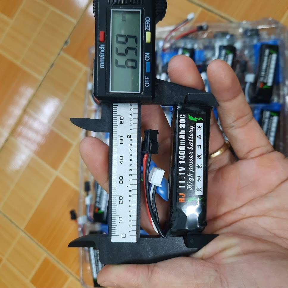 Pin 11.1v 1400mah 30C mã 501855 cho xe mô hình điều khiển