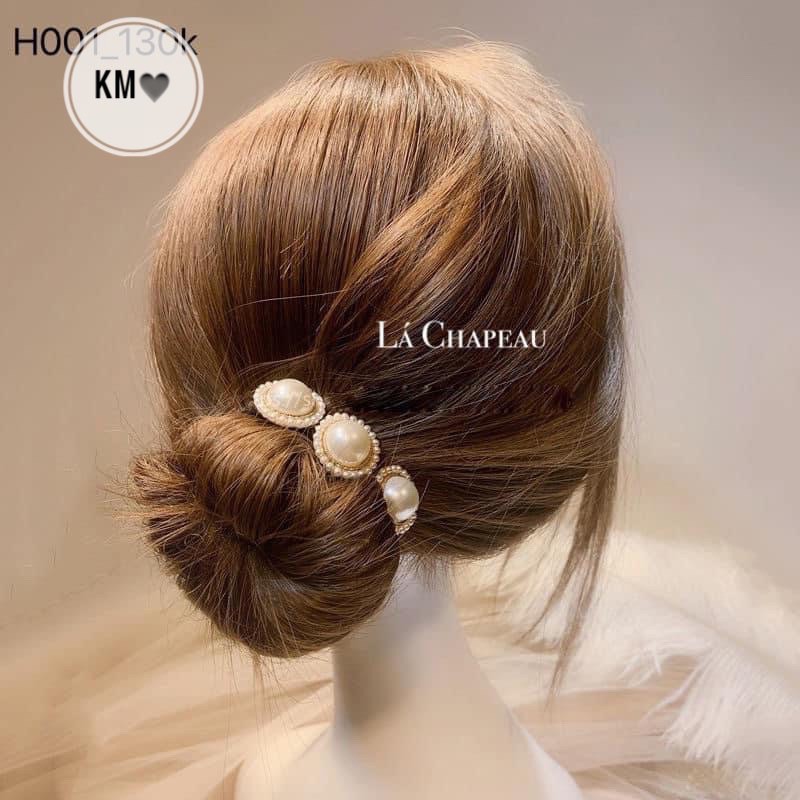 Que uốn tóc hình hoa tròn