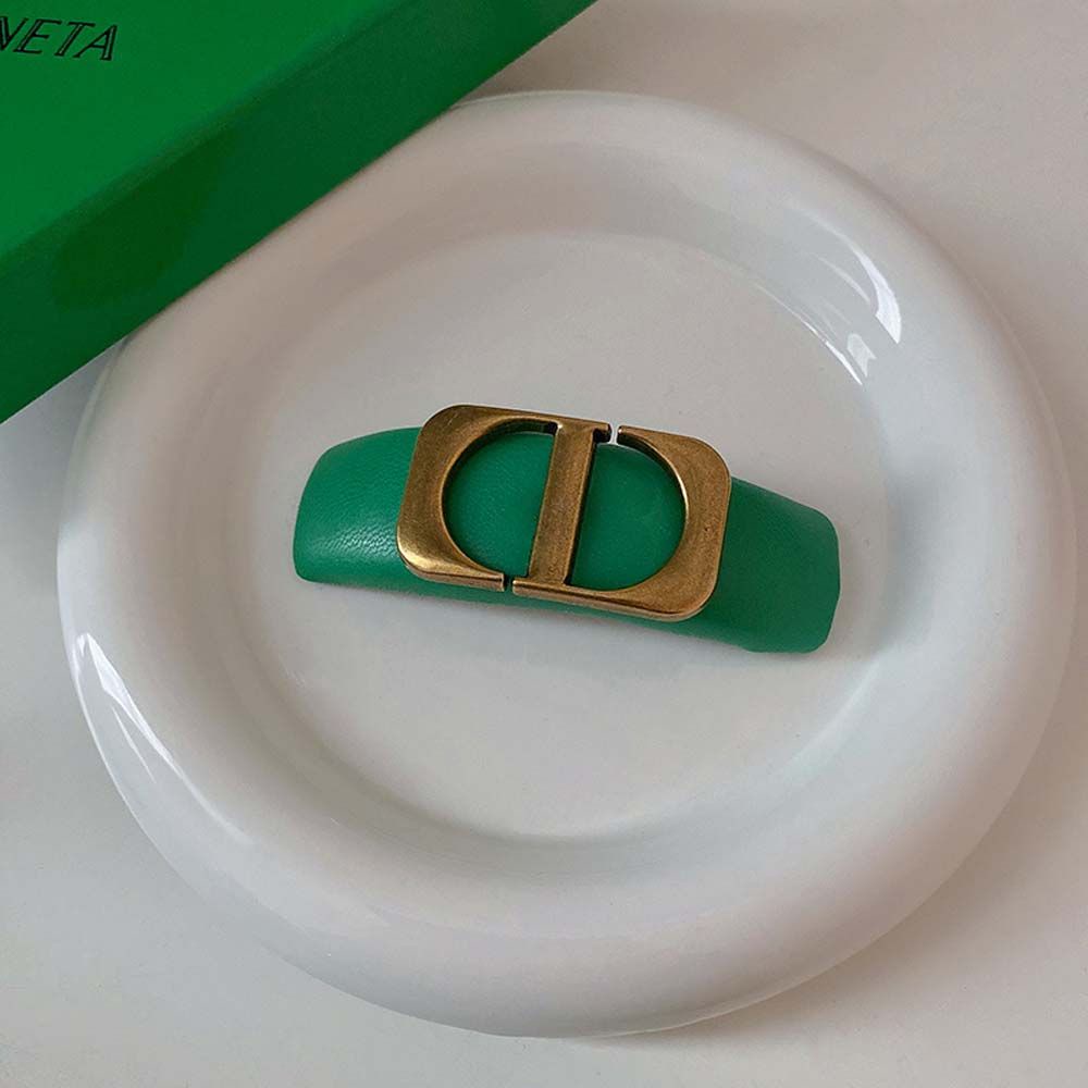 Kẹp tóc hình vuông / chữ D bằng xốp nhiều màu thời trang Hàn Quốc cá tính cho nữ