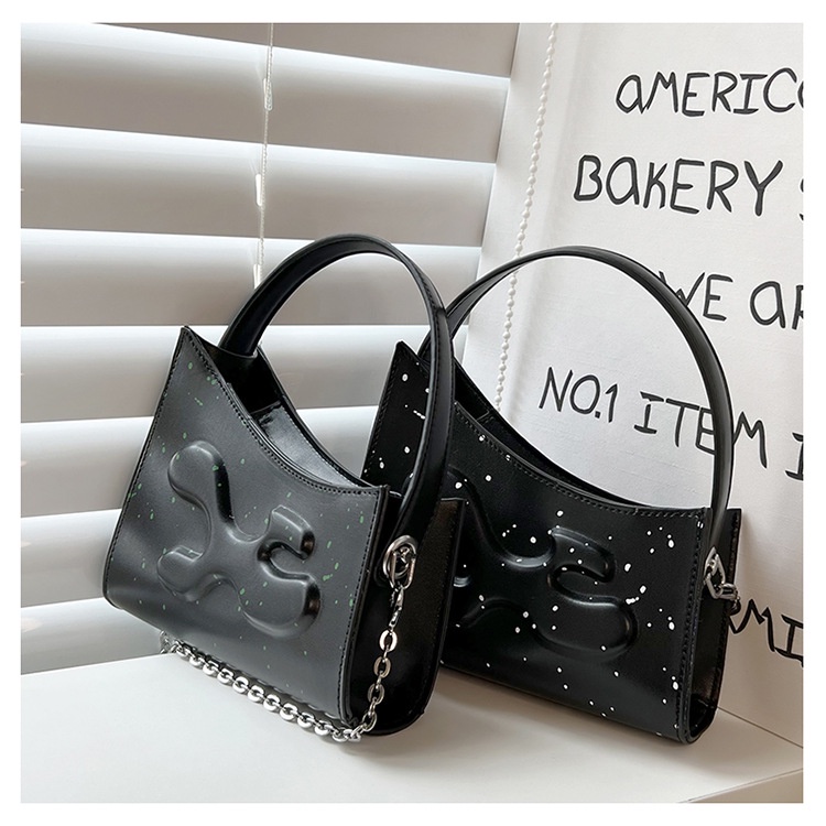 Túi xách JASMIN NOIR da PU hình bán nguyệt phối dây xích thời trang dành cho nữ