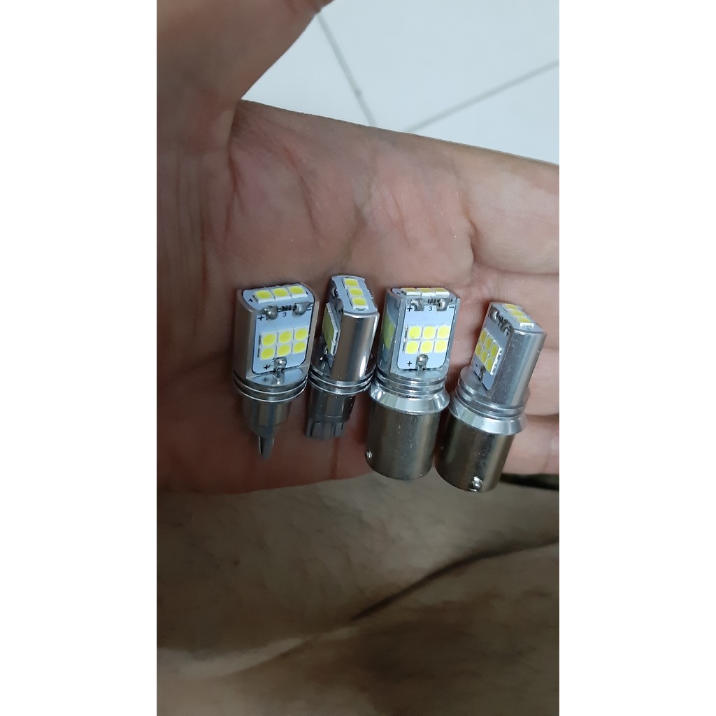 Đèn Led lùi T15 T16 chân tròn 1 chân S25 chip Cree 3030.