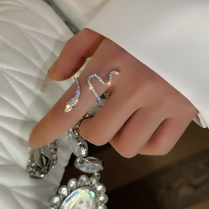 Nhẫn hình rắn đính đá zircon thời trang cá tính cho nữ