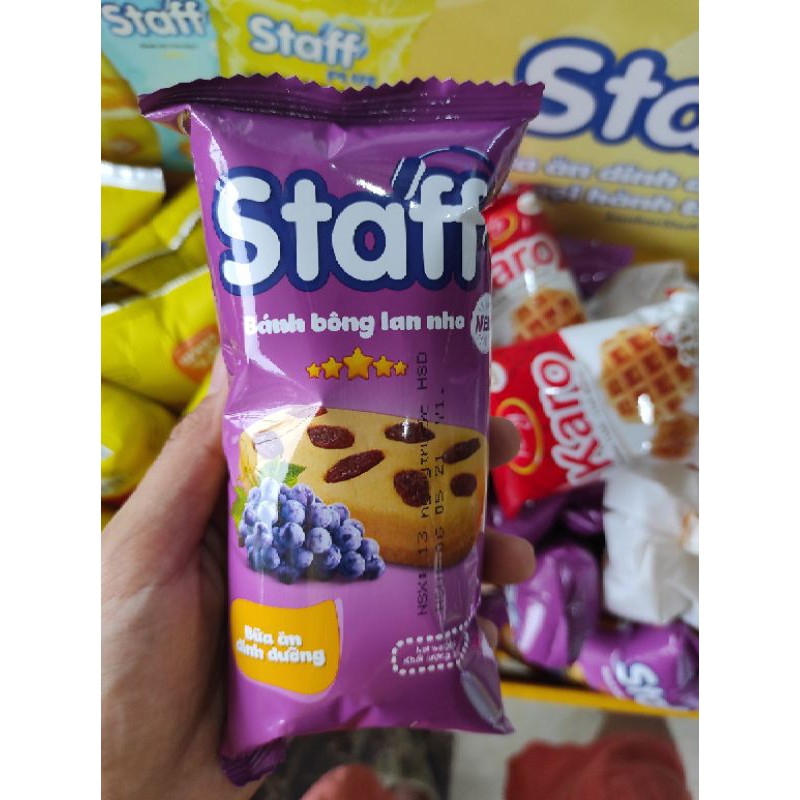 Combo 2 bánh mì bông lan Nho Staff Hữu nghị gói 38g