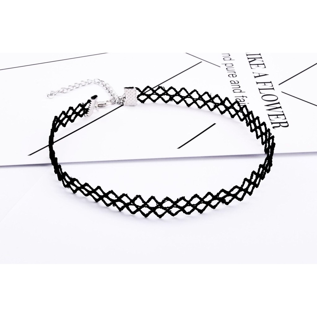Choker màu đen họa tiết xíc xắc A-CK120 Mayconner